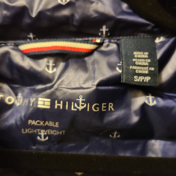 Tommy Hilfiger Packable Puffer Vest Size Small - Picture 4 of 4